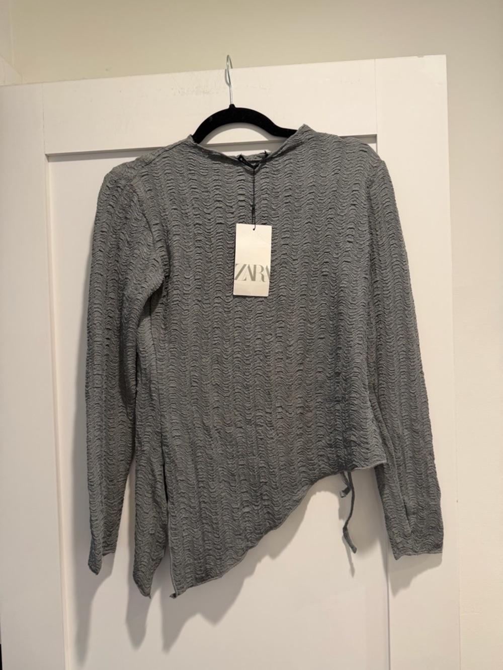 ZARA Light Gray Textured Asymmetric Sweatshirt